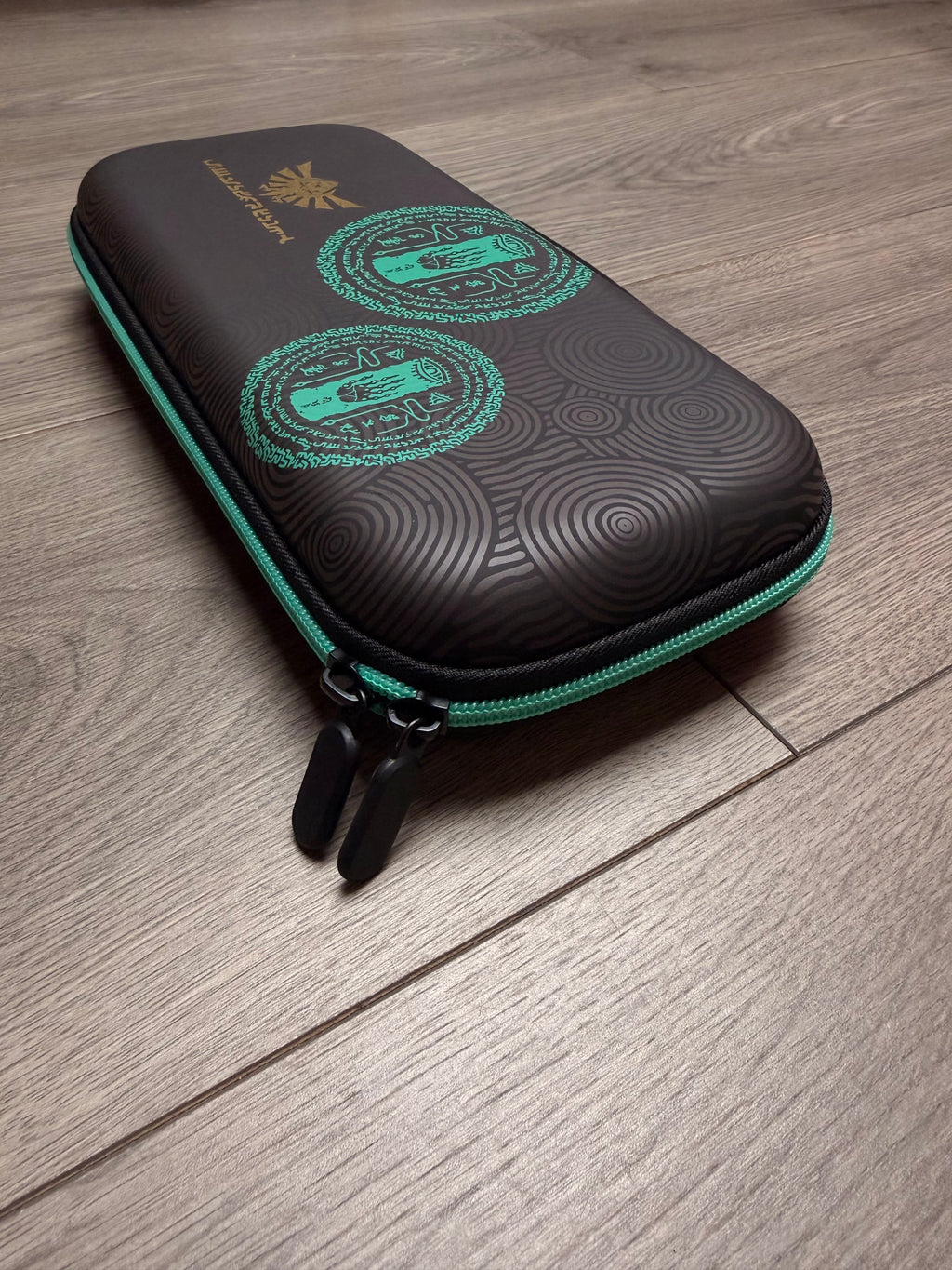 zelda zip up switch case