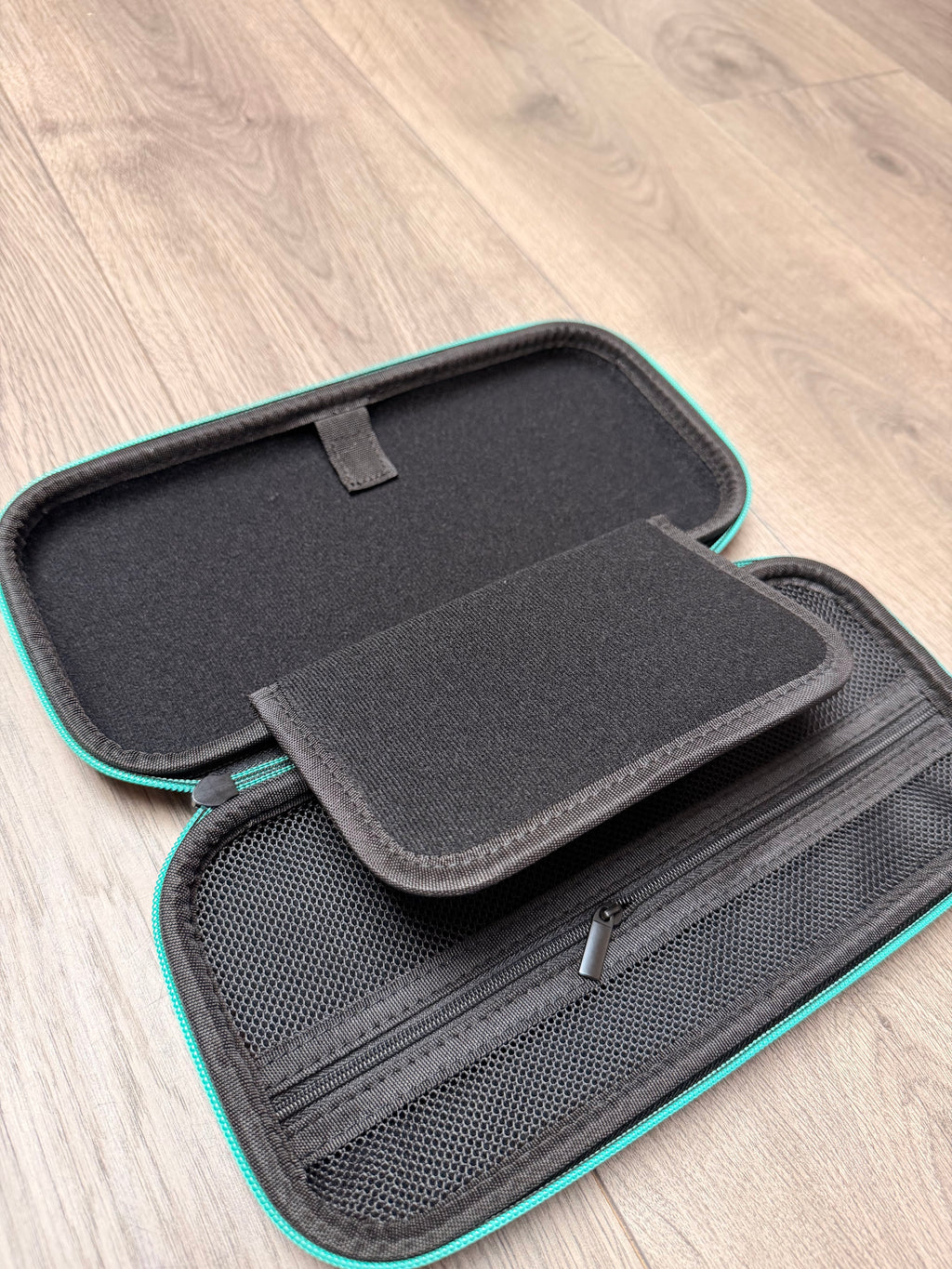 zelda zip up switch case